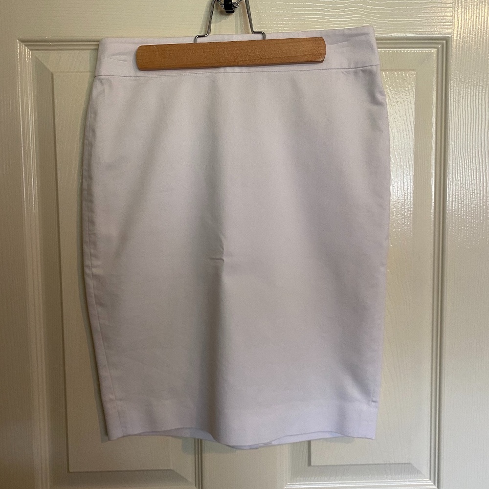 Ann Taylor White Pencil Skirt